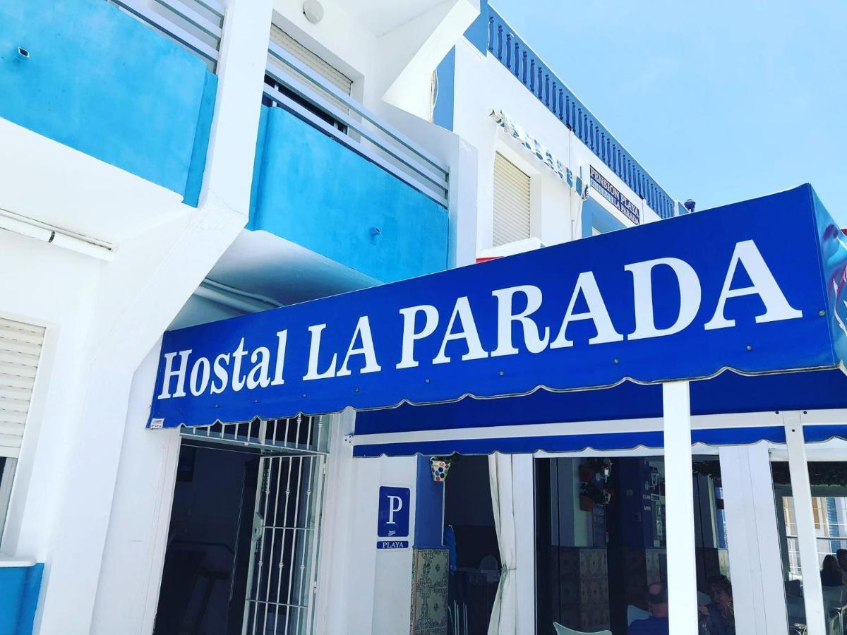 Отель Hostal La Parada Уэльва Экстерьер фото